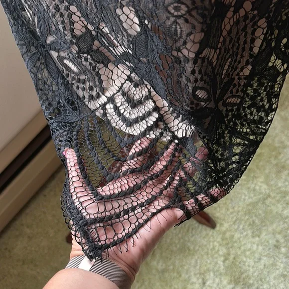 Express- NWT: Elegant Black Lace Dress - Picture 12 of 16